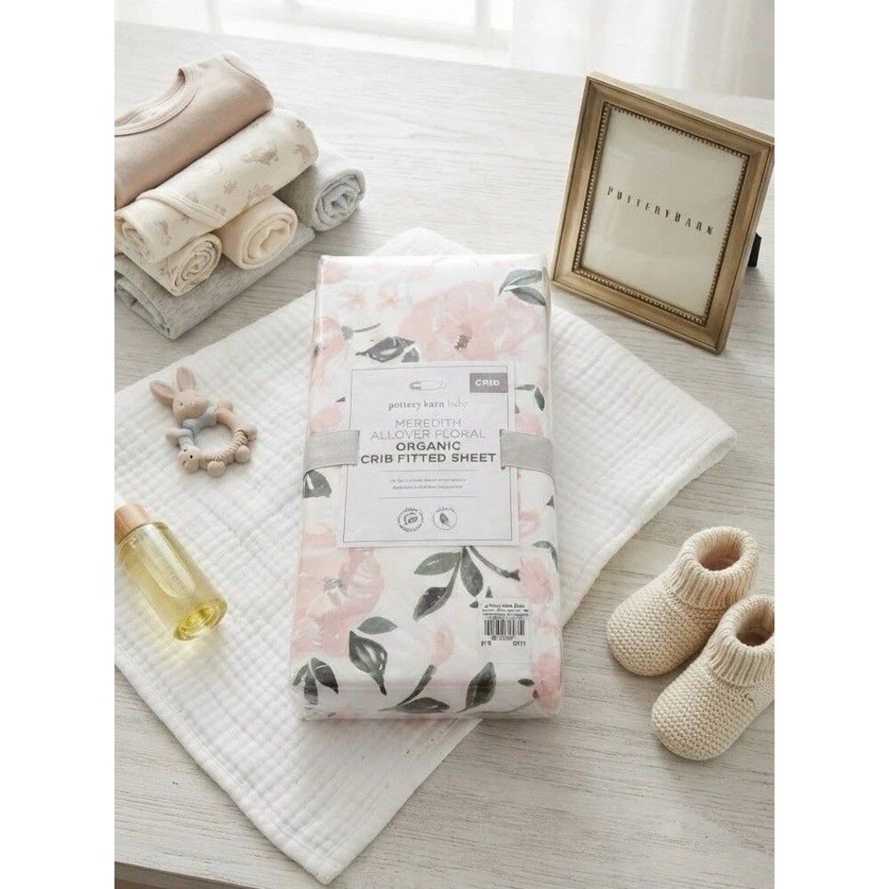 Pottery Barn Meredith Allover Floral Organic Cotton Crib Fitted Sheet NEVER OPEN